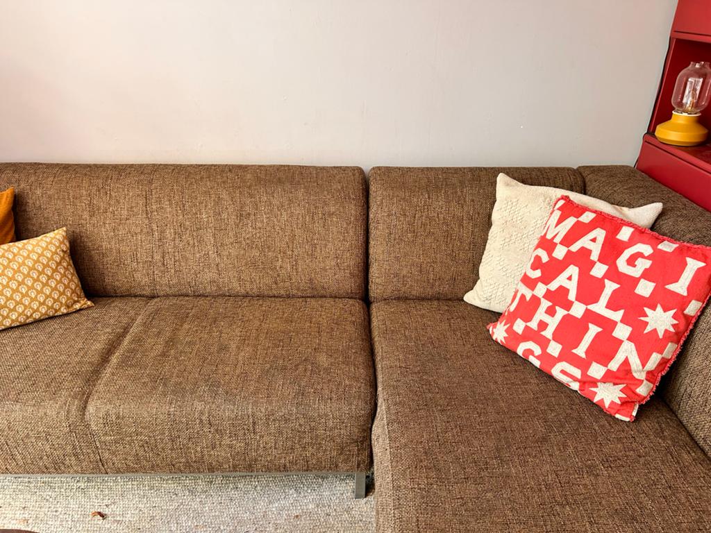 Comfortabele Bruine Hoekbank Koopje!, Huis en Inrichting, Banken | Bankstellen, 250 tot 300 cm, Hoekbank, 75 tot 100 cm, Ophalen of Verzenden