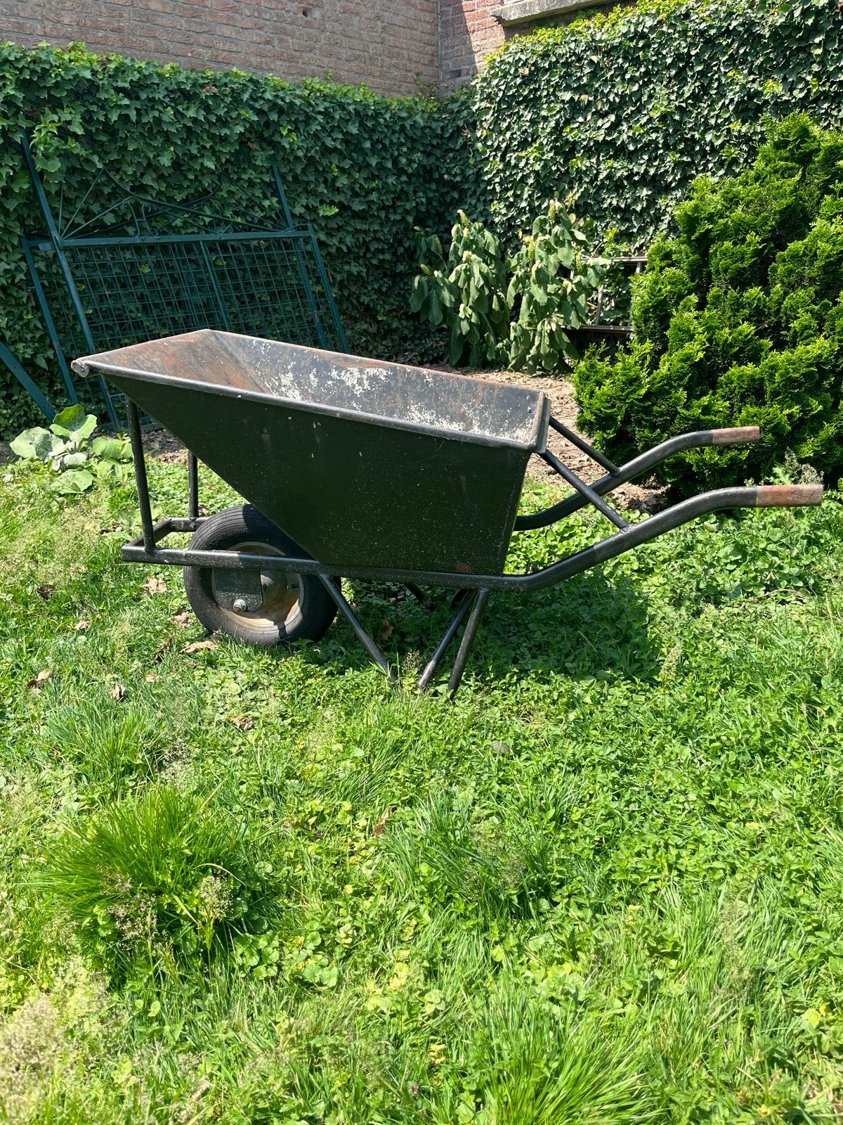Matador kruiwagen - Gebruikt, maar functioneel, Ophalen of Verzenden, Gebruikt, Handmatig, Eenwielig