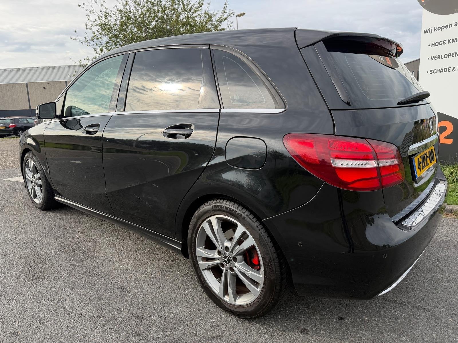 Mercedes-Benz B-klasse 2015 | 180 CDI BlueEFFICIENCY Lease E, Auto's, Voorwielaandrijving, Euro 5, 28 km/l, Gebruikt