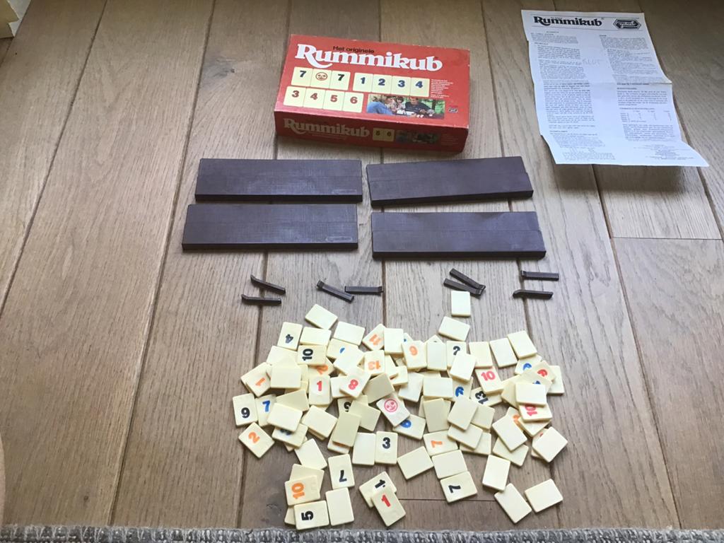 Rummikub kleine stenen van Goliath compleet nr 290, Ophalen of Verzenden, Gebruikt