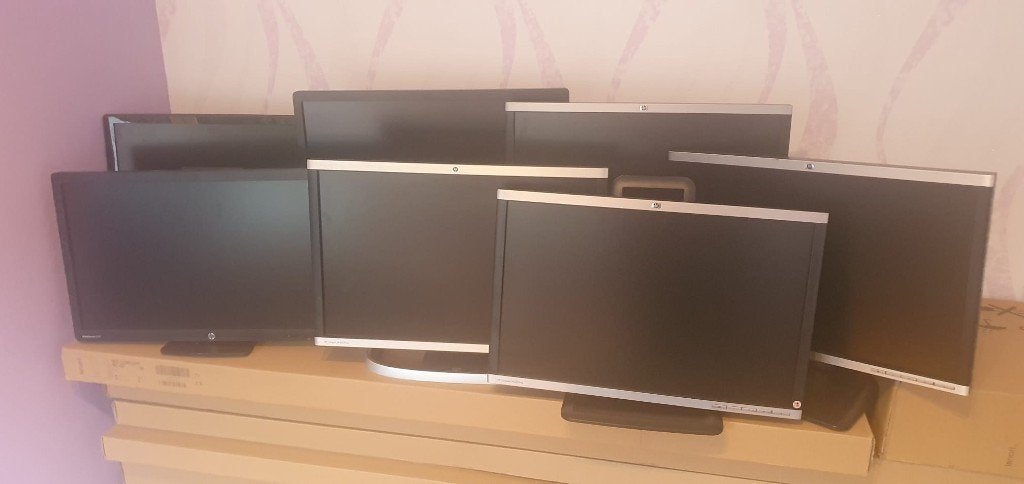7 beeldschermen monitor, 3x twee + 1, Ophalen, HP EliteDisplay ., In hoogte verstelbaar, HDMI