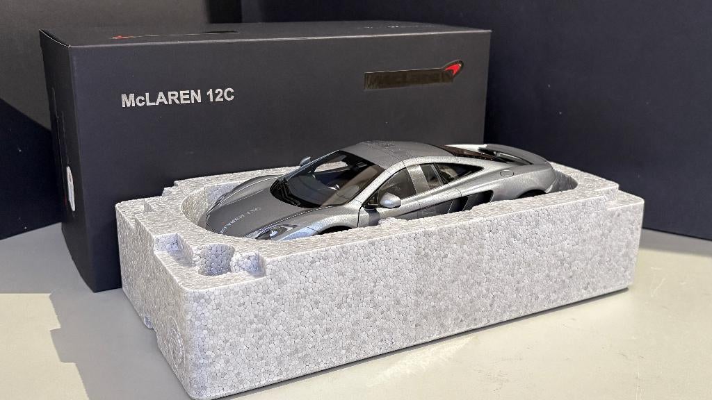 Mclaren MP4 12C zilver Autoart Signature diecast 76007, Ophalen of Verzenden, Nieuw, Auto, Autoart