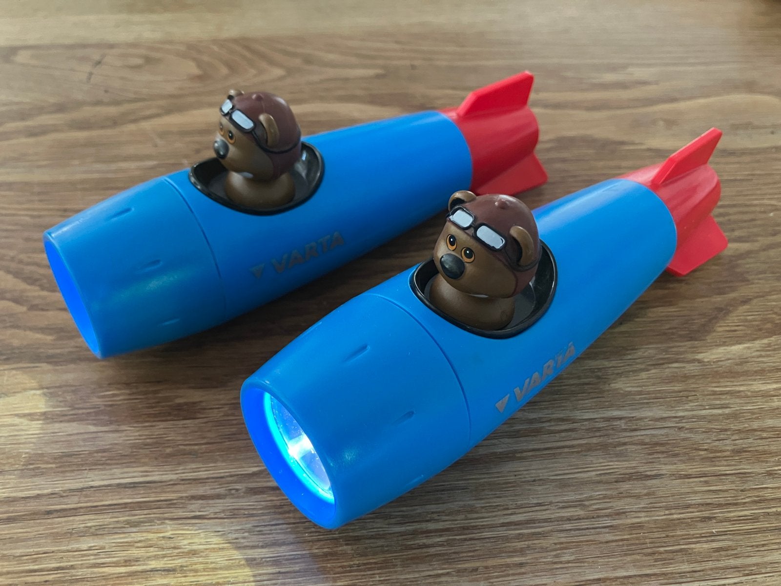 2 x Varta Raket Zaklamp met Piloot Beer - Kinderzaklamp, Ophalen, Gebruikt, Jongen of Meisje