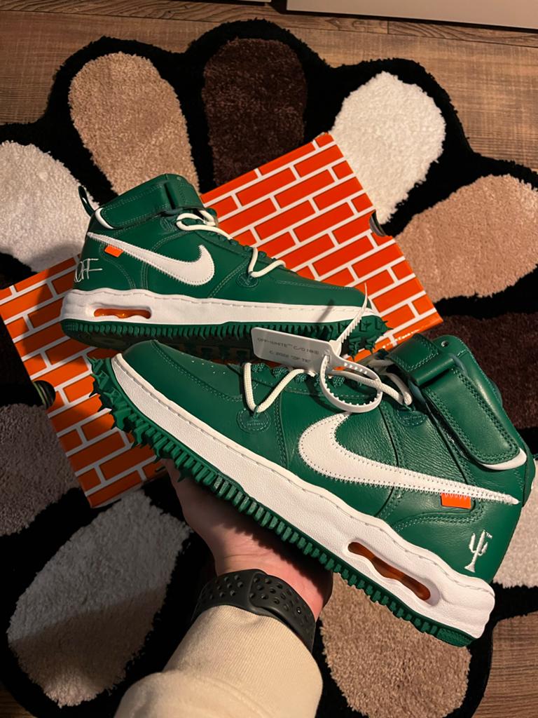 Off-White x Nike Air Force 1 Mid 'Pine Green' - Nieuw, Overige kleuren, Nike, Nieuw, Ophalen of Verzenden