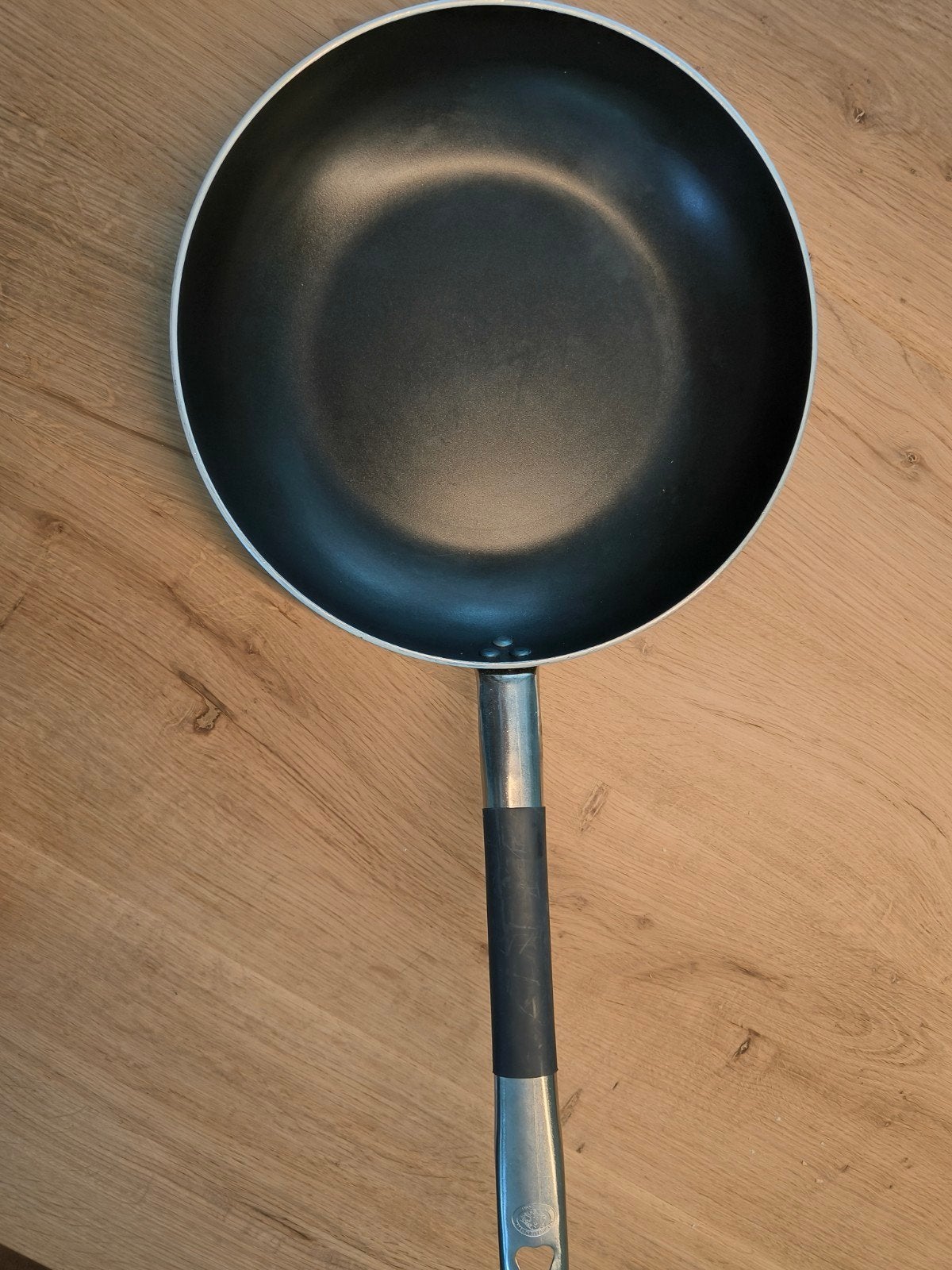 Wokpan 32cm, Huis en Inrichting, Keuken | Potten en Pannen, Gebruikt, Antiaanbaklaag, Aluminium, Ophalen of Verzenden