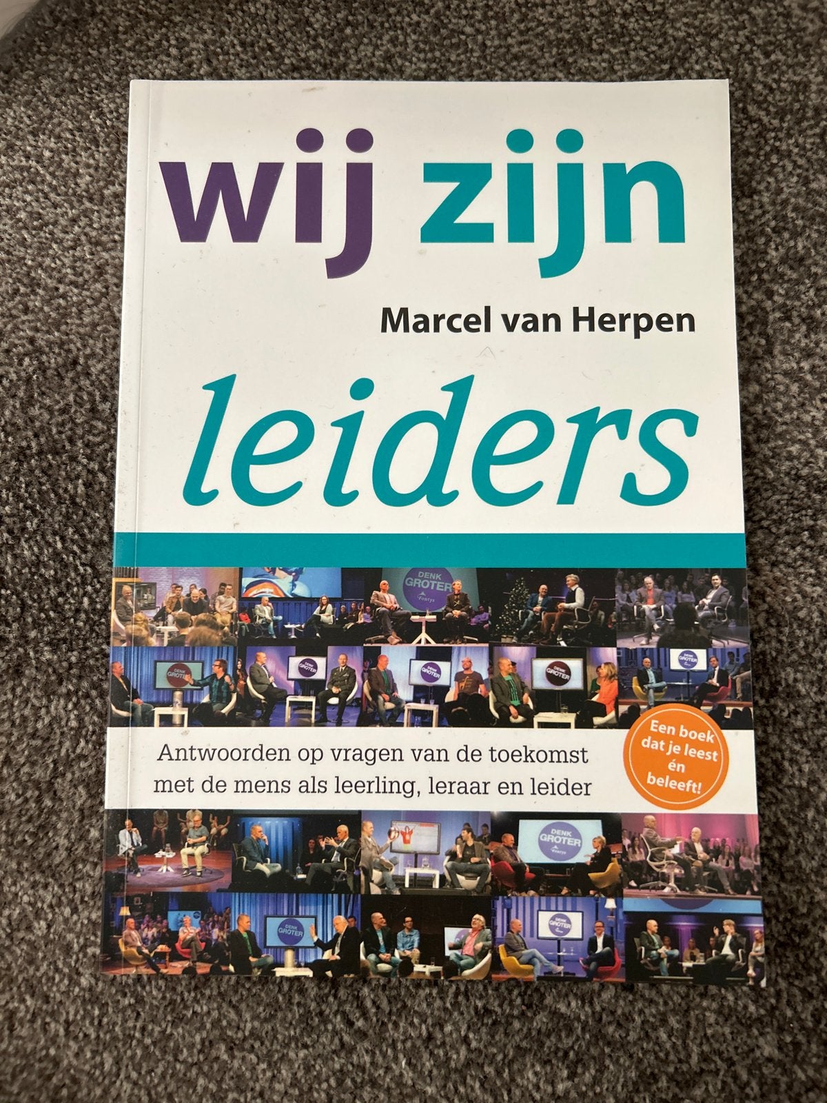 Wij zijn leiders - Marcel van Herpen (Zo goed als nieuw), Boeken, Ophalen of Verzenden, Zo goed als nieuw, Nederland