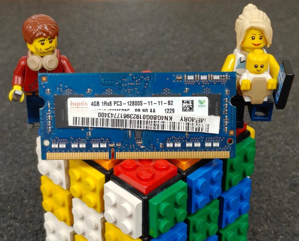 SK hynix HMT451S6MFR8C-PB 4GB DDR3 1600 SODIMM Geheugen, DDR3, Ophalen of Verzenden, Zo goed als nieuw, Laptop