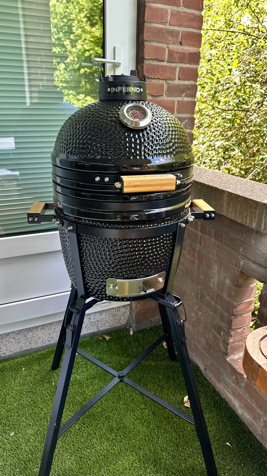Inferno Kamado Grill 40 cm - Zo goed als nieuw!, Ophalen, Zo goed als nieuw