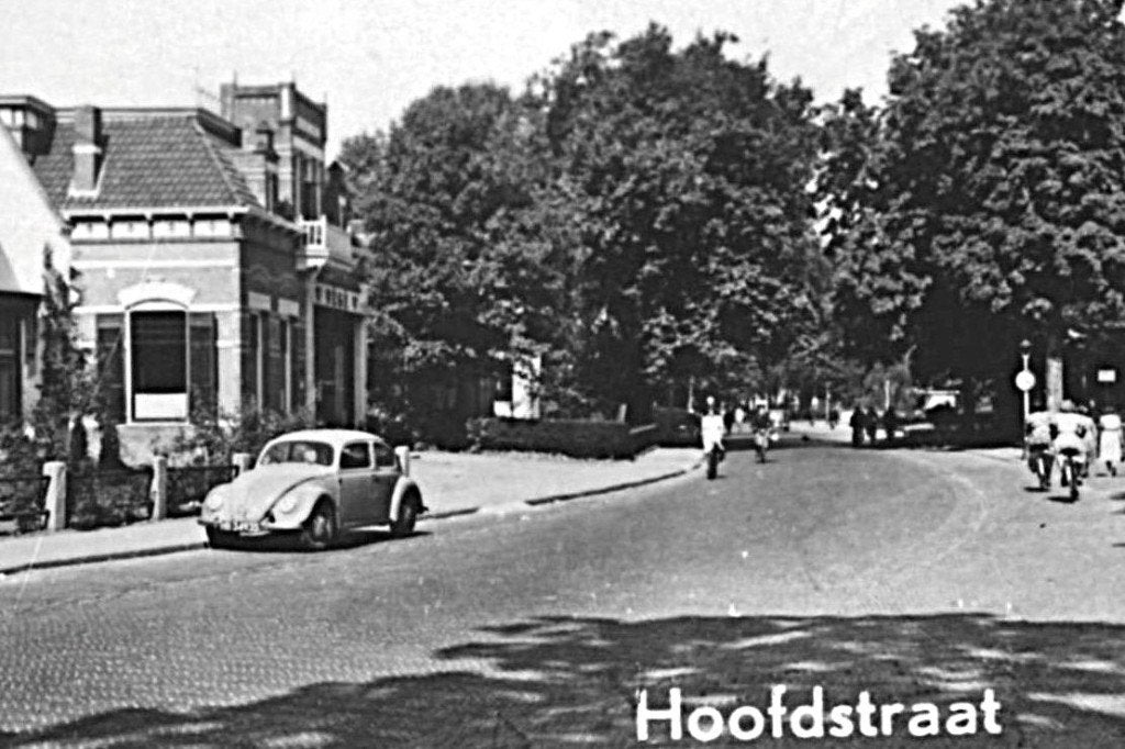948946	Emmen	Drenthe	1951	Postzegel afgeweekt, Ophalen of Verzenden, 1940 tot 1960, Gelopen, Drenthe