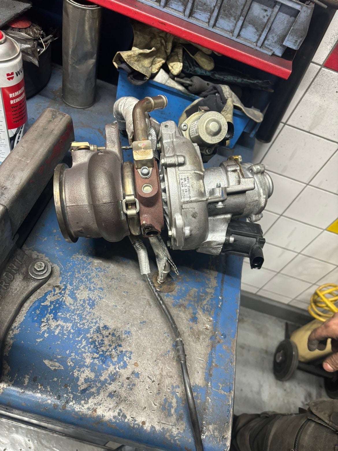IS38 turbo, Ophalen of Verzenden