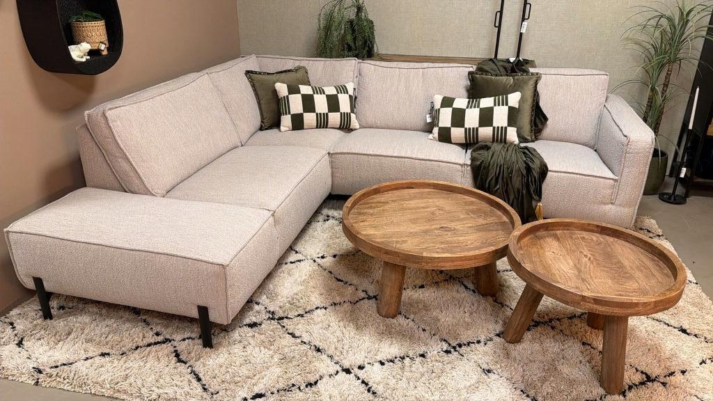Hoekbank Beige Showmodel, 250 tot 300 cm, Hoekbank, Zo goed als nieuw, Vierpersoons of meer