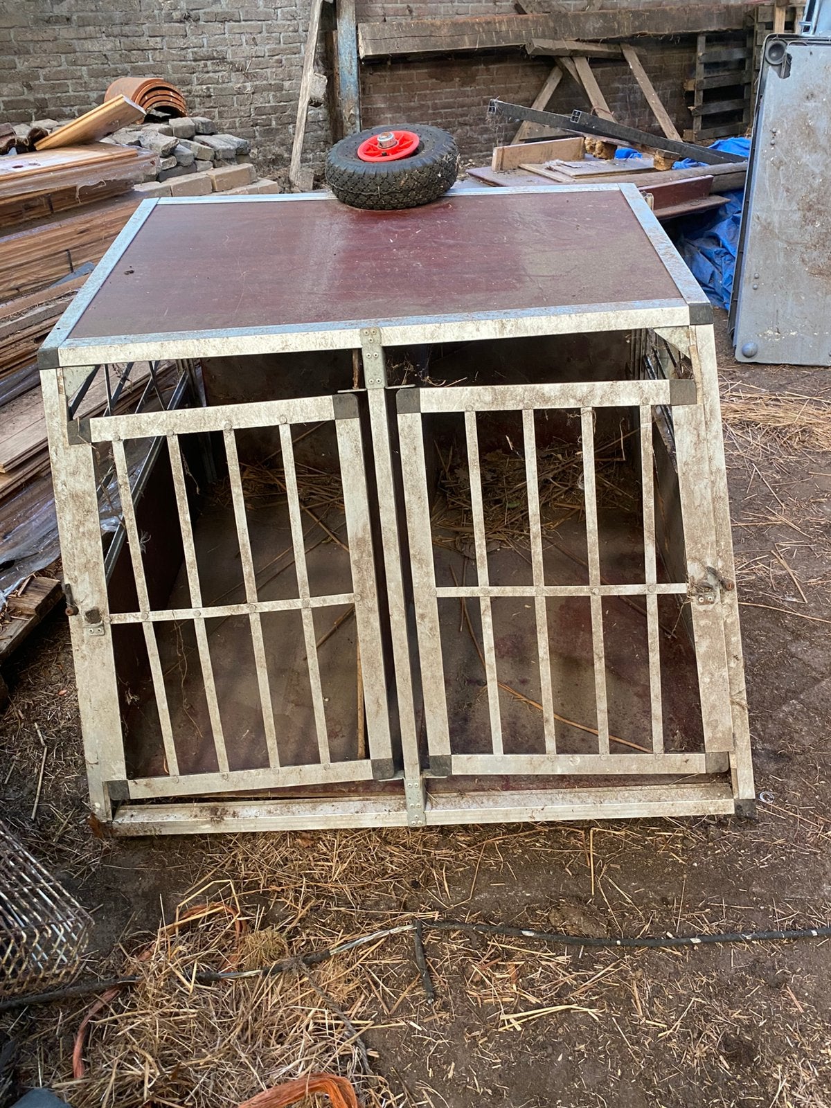 Hondenbench kennel voor in de auto, Ophalen, Gebruikt, 75 tot 110 cm, 65 tot 100 cm