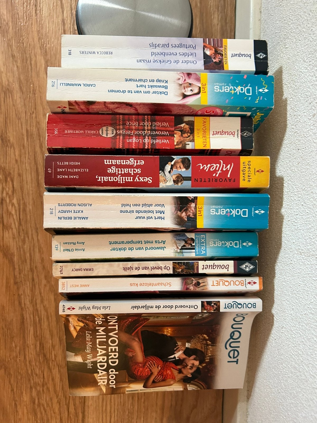 Bouquet reeks, Ophalen of Verzenden, Zo goed als nieuw