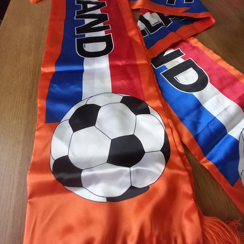 Sjaals HOLLAND, Verzamelen, Sportartikelen en Voetbal, Ophalen of Verzenden, Zo goed als nieuw, Buitenlandse clubs