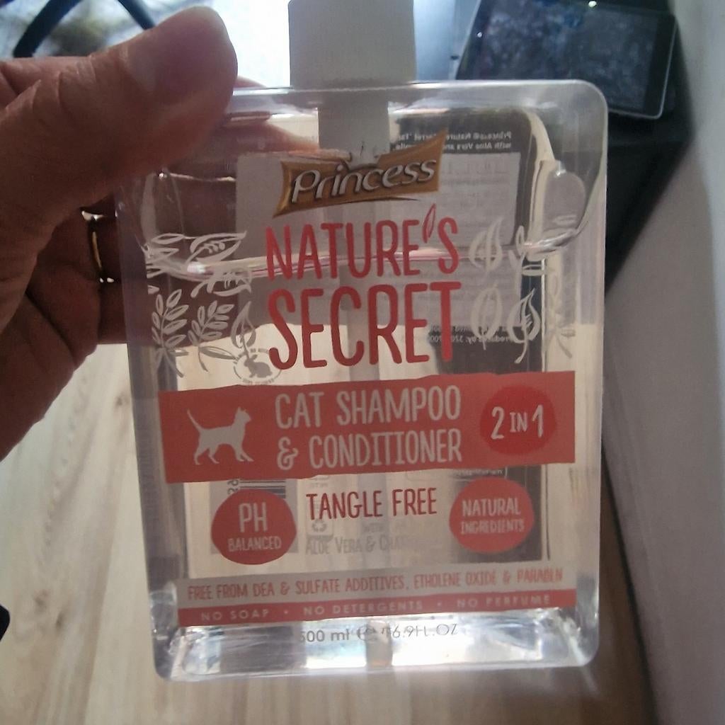 Cat shampoo, Ophalen, Zo goed als nieuw