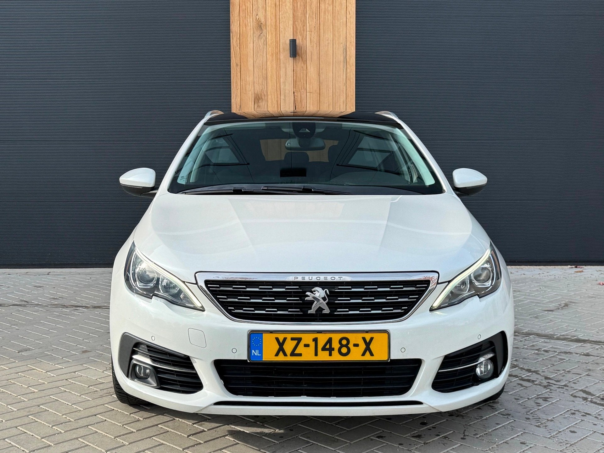 Peugeot 308 SW 1.5 BlueHDi Premium (bj 2019) AUTOMAAT/NAVI/I, Auto's, Dealer onderhouden, Stof, Gebruikt, 4 cilinders