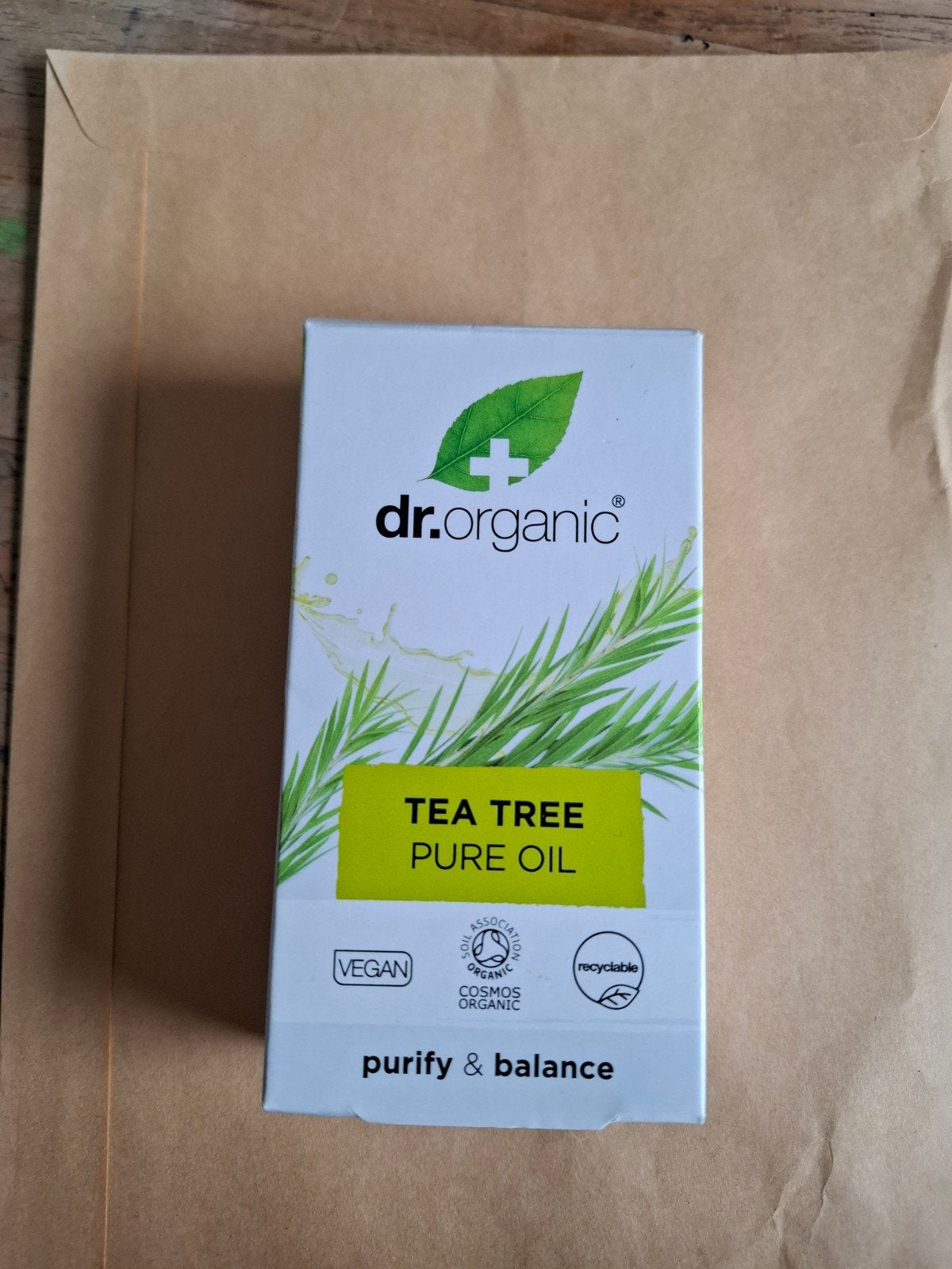 Dr. Organic Tea Tree Pure Oil - Zuiverend & Balancerend, Ophalen of Verzenden, Nieuw, Bodylotion, Crème of Olie