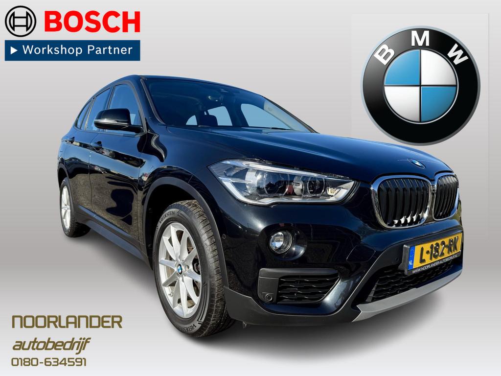 BMW X1 xDrive20i High Executive, Auto's, BMW, 1998 cc, Stof, Gebruikt, Euro 6