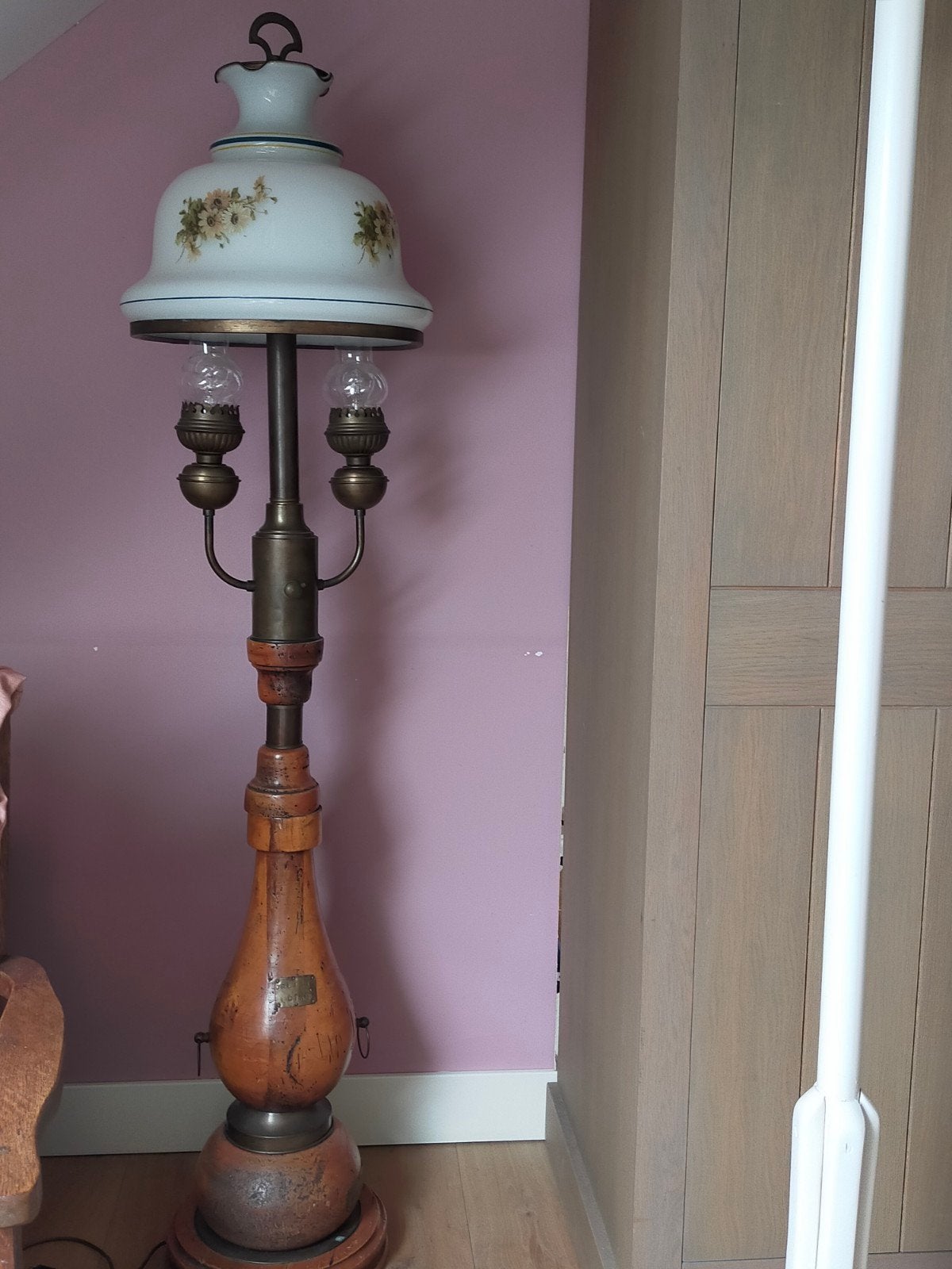 Oude scheeps lamp met dimmer, Ophalen