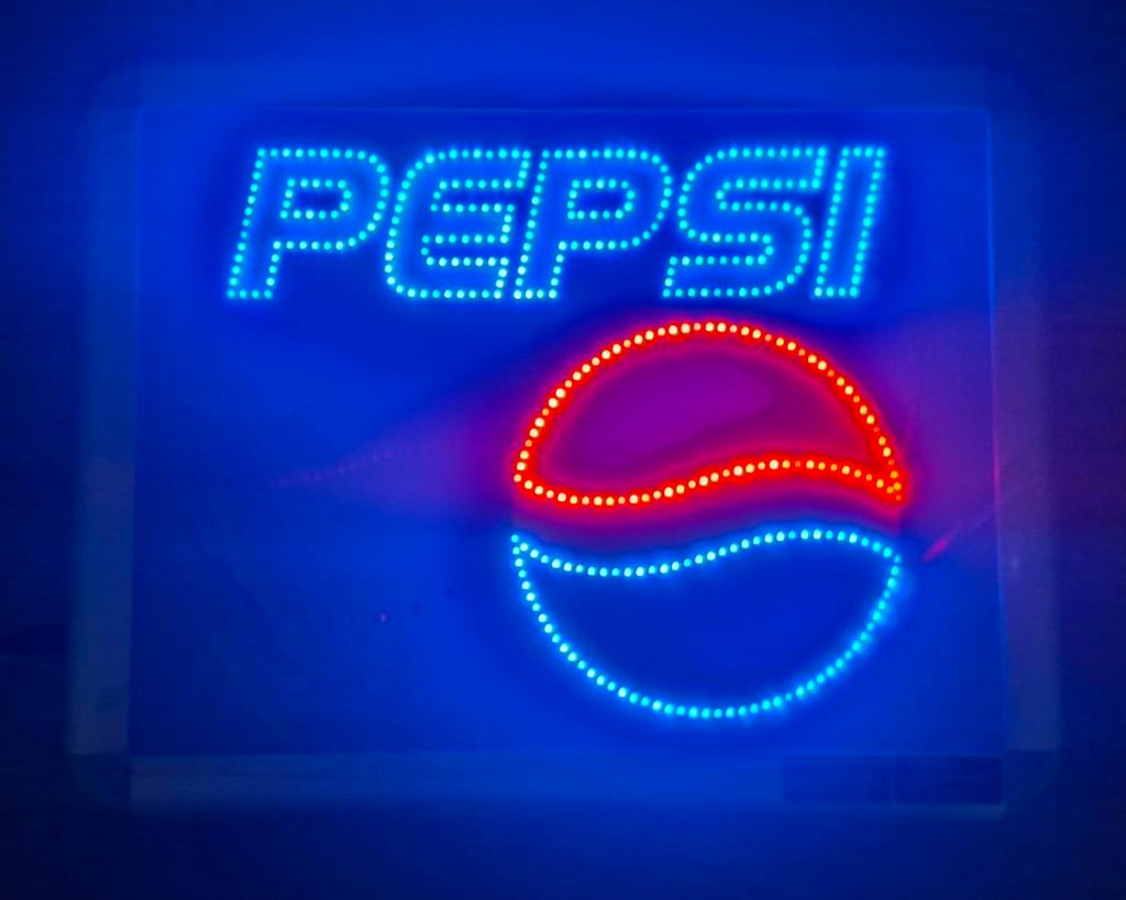 Lichtbak led pepsi cola nieuw reclame object mancave diner, Verzamelen, Biermerken, Nieuw, Reclamebord, Plaat of Schild, Overige merken
