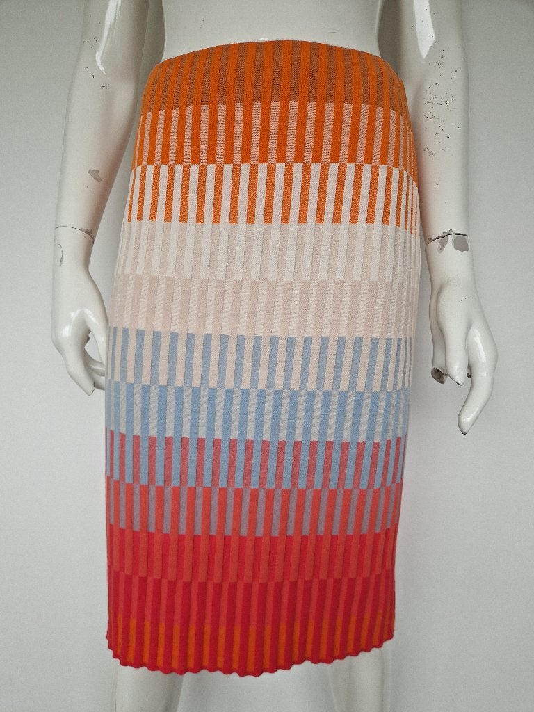 Marc Cain kokerrok. Maat N3, Roze/blauw/oranje., Maat 38/40 (M), Marc Cain, Meerkleurig, Nijmegen