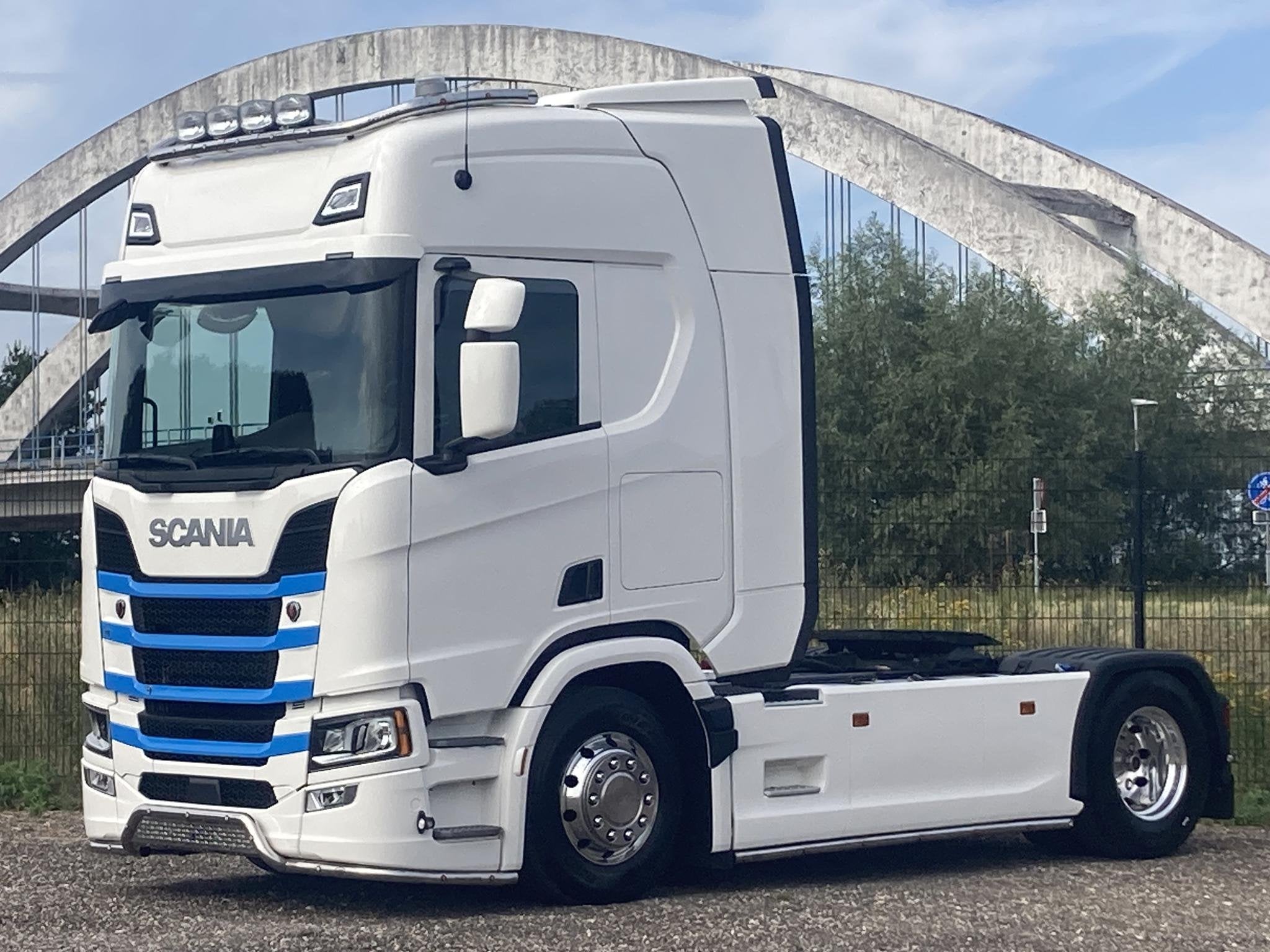 Scania R560 | Full Air | Retarder | Alcoa | Light bar, Automaat, Stof, Scania, Wit