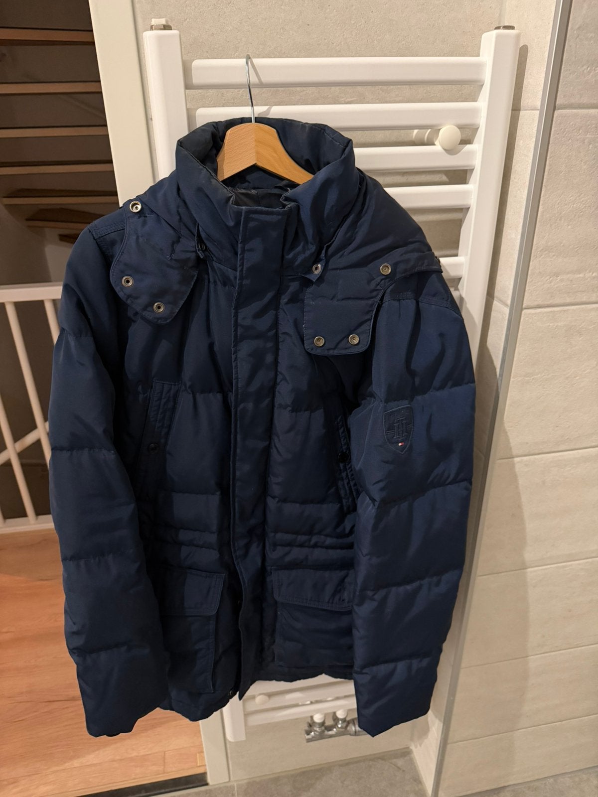 Tommy Hilfiger winterjas heren maat L, Ophalen, Gedragen, Maat 52/54 (L), Blauw