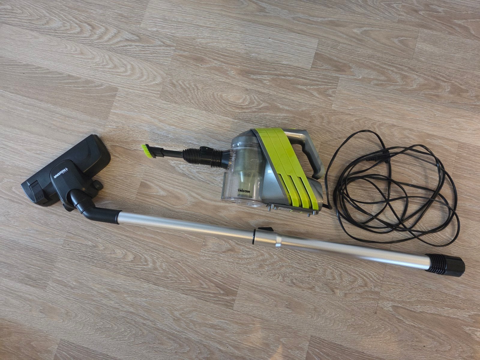 Tristar Steelstofzuiger - Ideaal voor caravan/camper, Witgoed en Apparatuur, Stofzuigers, Overige merken, Gebruikt, Ophalen of Verzenden