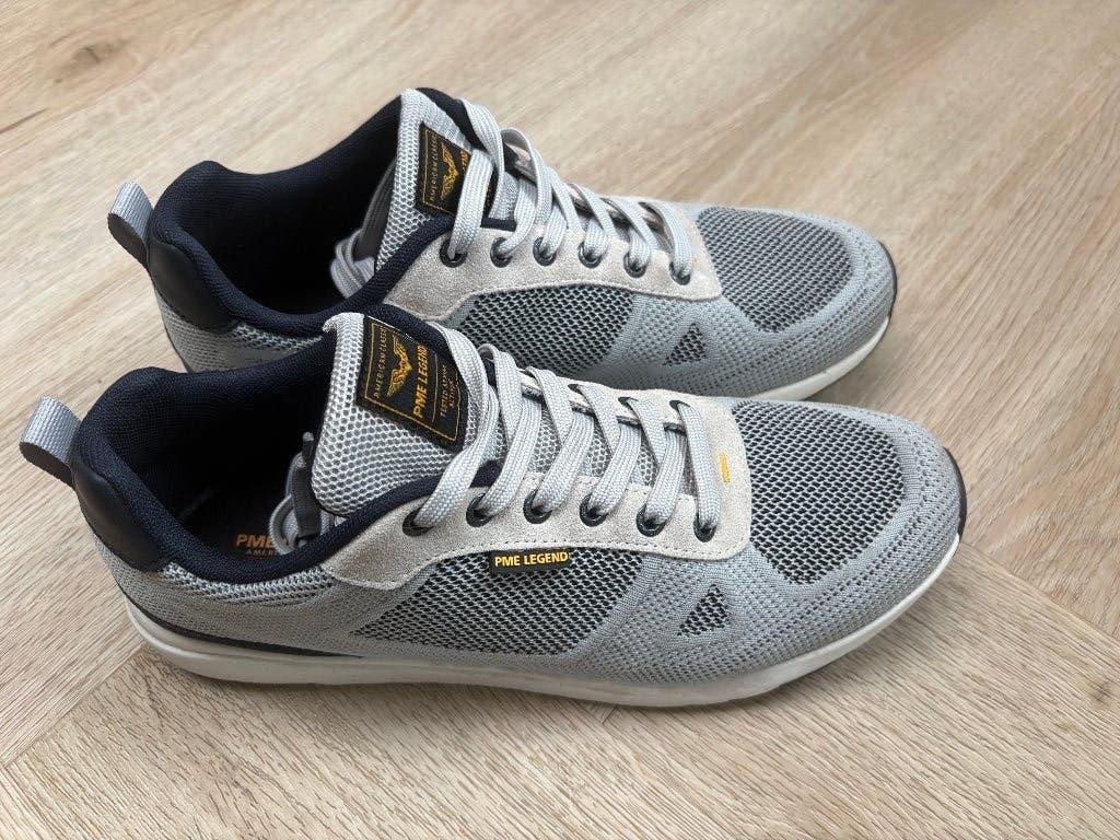 Mooie PME vrijtijdsschoenen maat 43 te klein gekocht ZGAN!!, Blauw, Ophalen of Verzenden, Pme Legend, Sneakers of Gympen