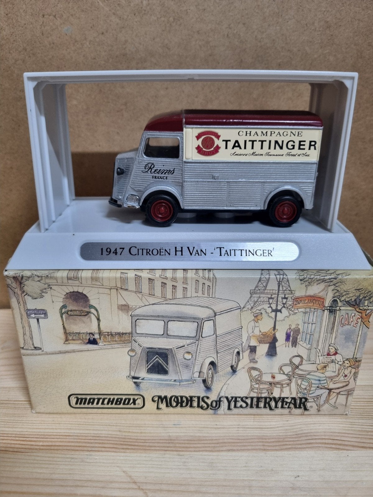 Matchbox Models of Yesteryear 1947 Citroën H Van Taittinger, Ophalen of Verzenden, Nieuw, Auto, Matchbox