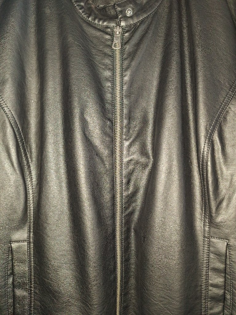 Stijlvolle faux leren Carmakoma Jas maat 54, Kleding | Dames, Zwart, Maat 46/48 (XL) of groter, Ophalen of Verzenden, Zo goed als nieuw