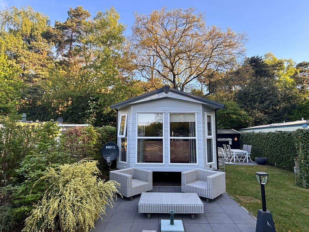 Holten (O) Stacaravan te koop 2021, 11 x 3,70 m  4 p., Caravans en Kamperen, Stacaravans, Tot en met 4