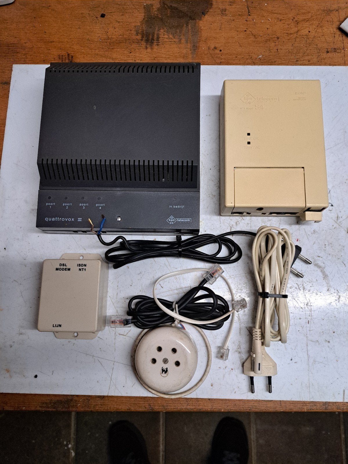 KPN Telecom Quattrovox III ISDN-Centrale met DSL Modem, Ophalen of Verzenden, Gebruikt, ISDN-Centrale