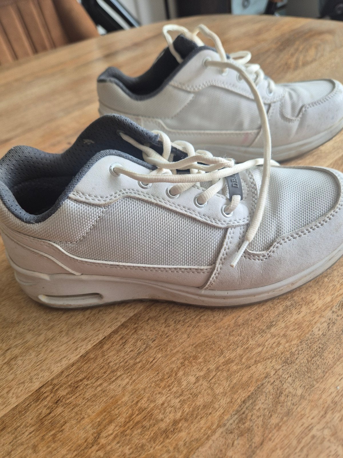 Witte Beekman sneaker, Ophalen of Verzenden, Zo goed als nieuw, Wit, Sneakers of Gympen