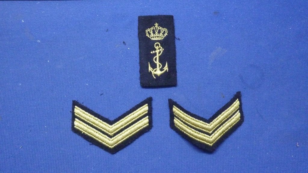 Kavel, Marine, Navy, knopen en rangen, Verzamelen, Militaria | Algemeen, Ophalen of Verzenden, Marine, Nederland, Embleem of Badge