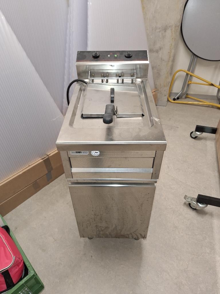 friteuse, 4 liter of meer, Ophalen, Zo goed als nieuw