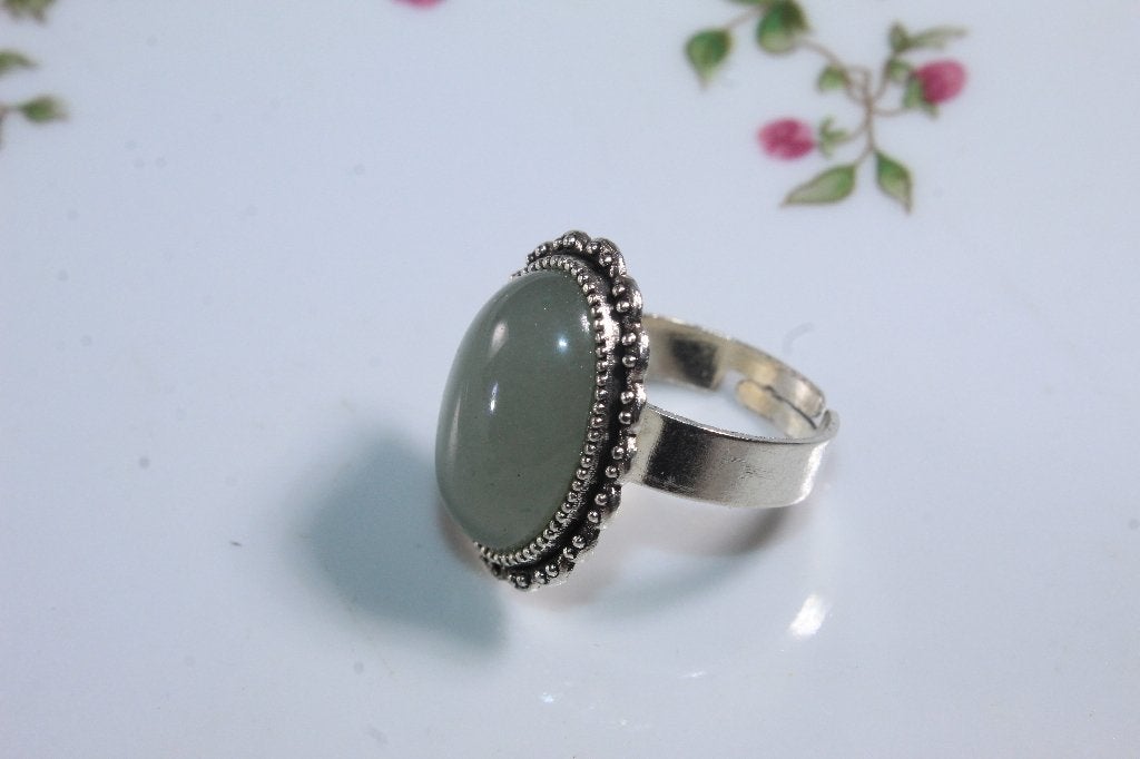 Verstelbare Aventurijn Ring - Groene Steen, Sieraden, Tassen en Uiterlijk, Overige materialen, Ophalen of Verzenden, Zo goed als nieuw