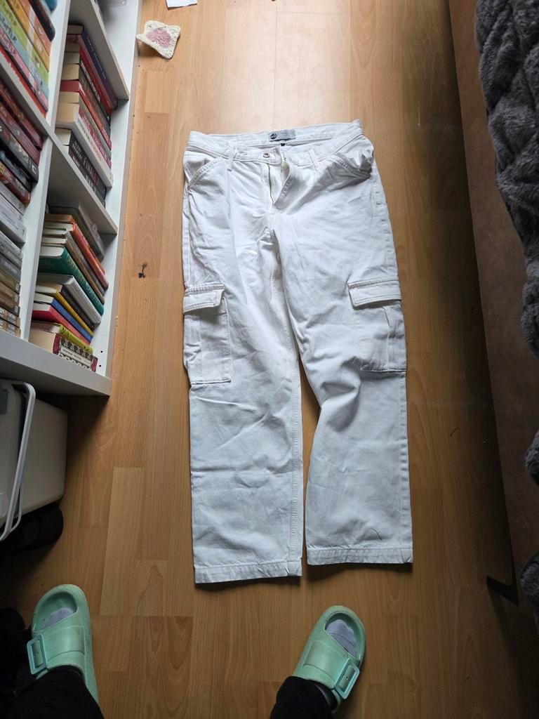 Levi Cargo W31, Maat 38/40 (M), Wit, Ophalen of Verzenden, Zo goed als nieuw