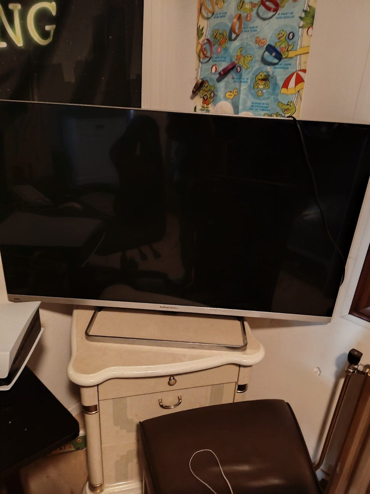 tv merk grundig, Ophalen, 100 cm of meer, 50 Hz, Grundig