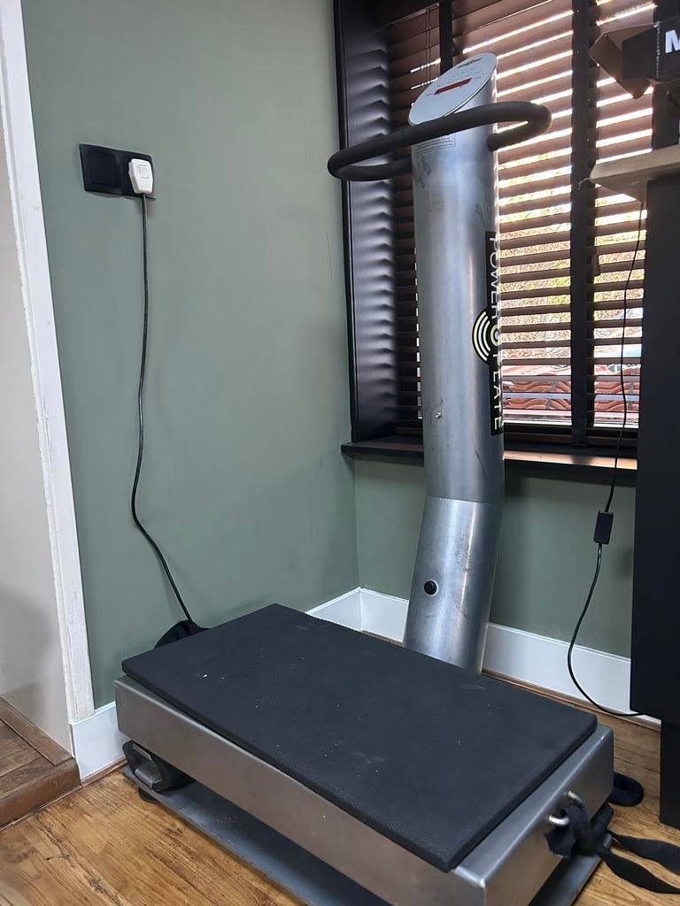 Originele Power Plate met diverse standen en sportmatten, Sport en Fitness, Ophalen, Gebruikt, Trilplaat