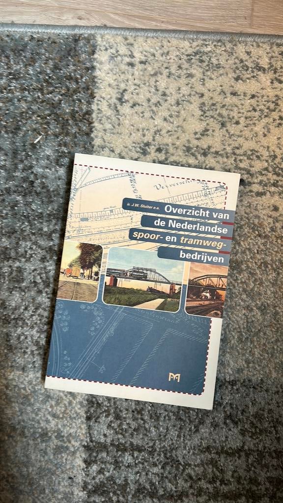 Boek, Verzamelen, Ophalen of Verzenden, Zo goed als nieuw