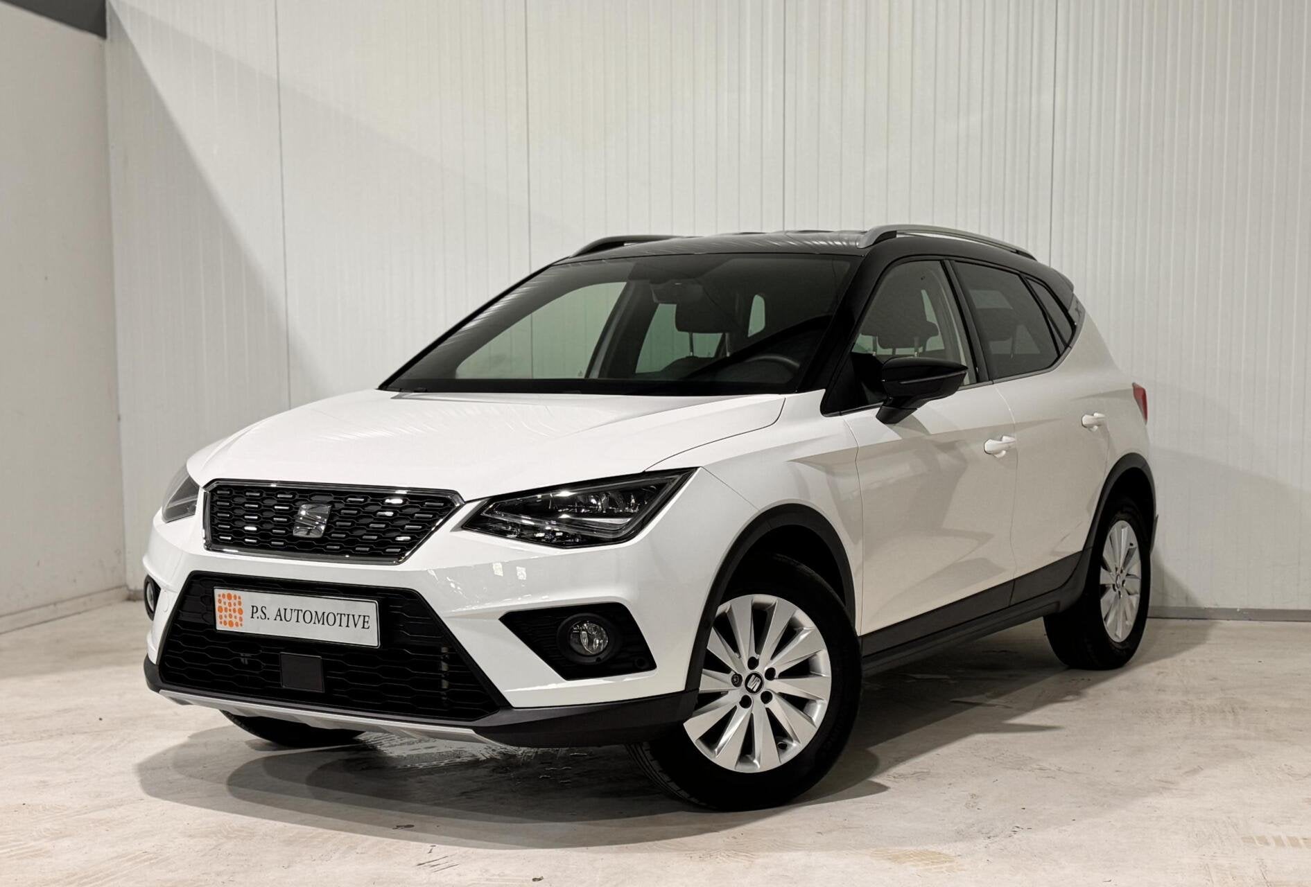 Seat Arona 1.0 TGI Xcellence FR|CAMERA|CARPLAY|CRUISE|NAVI, Auto's, Voorwielaandrijving, Gebruikt, Arona, Wit