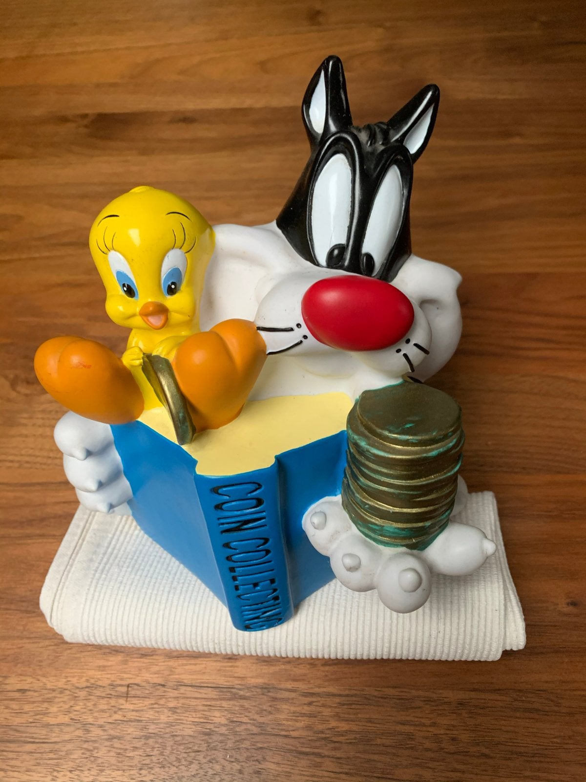 Looney Tunes spaarpot Sylvester en Tweety, Verzamelen, Ophalen, Zo goed als nieuw, Kunststof, Strip- of Tekenfilmfiguur