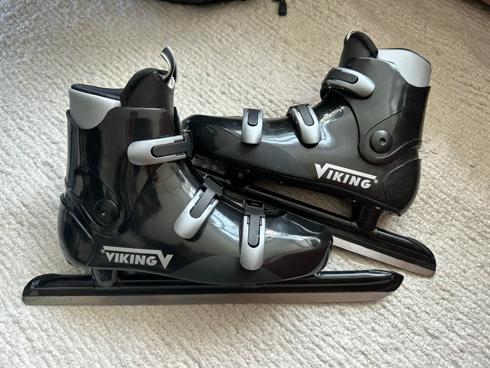 Viking combinoren / schaatsen maat 39, Ophalen, Viking, Combinoren, Zo goed als nieuw