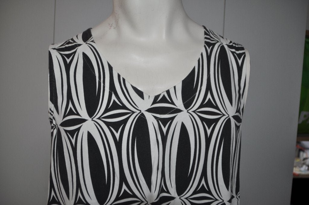AD53 Top Ulla Popken maat 42 / 44 Zwart Wit, Kleding | Dames, Zwart, Ulla Popken, Zo goed als nieuw, Shirt of Top