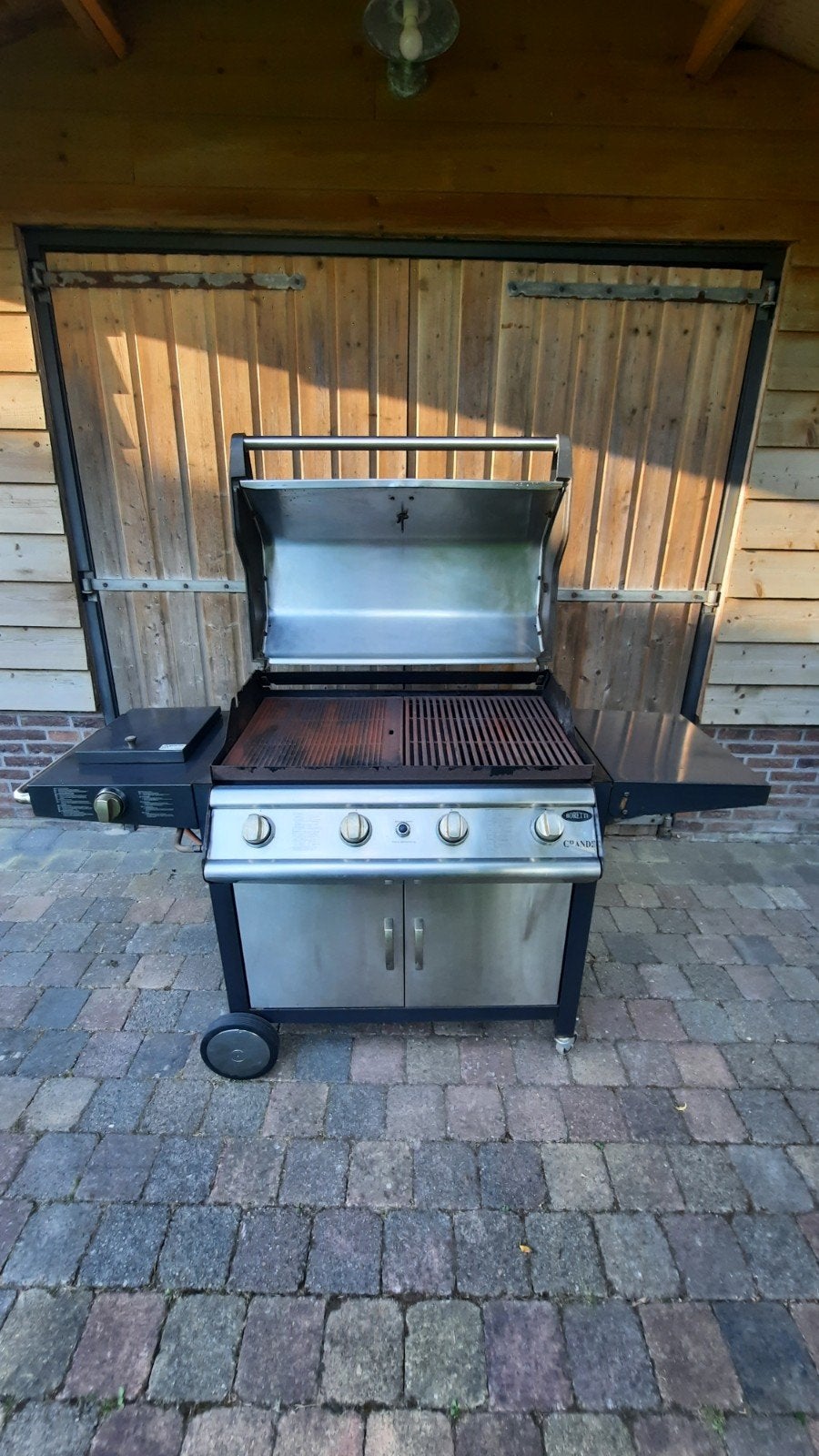 Boretti Grande 4 pits gasbarbecue met zijbrander, Ophalen