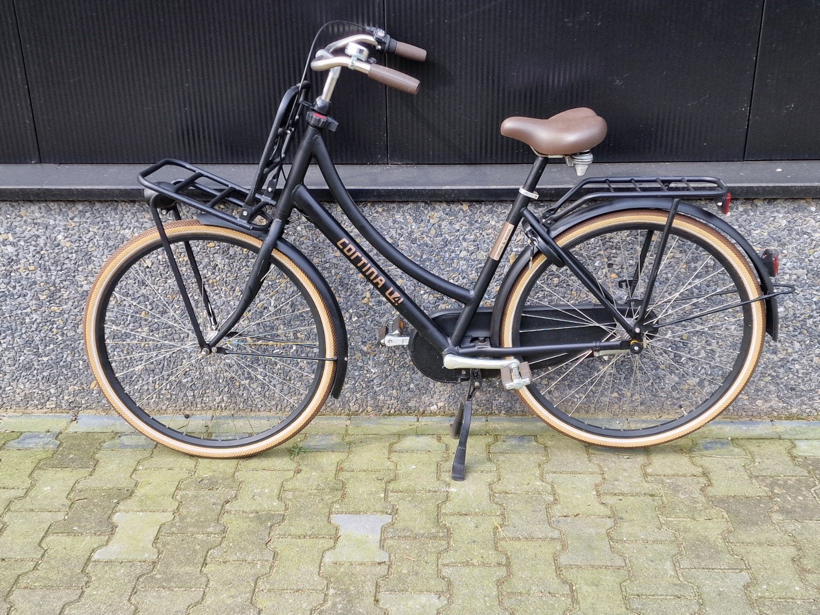 Pure verleiding op twee wielen! Robuust, sexy en snel. 😉