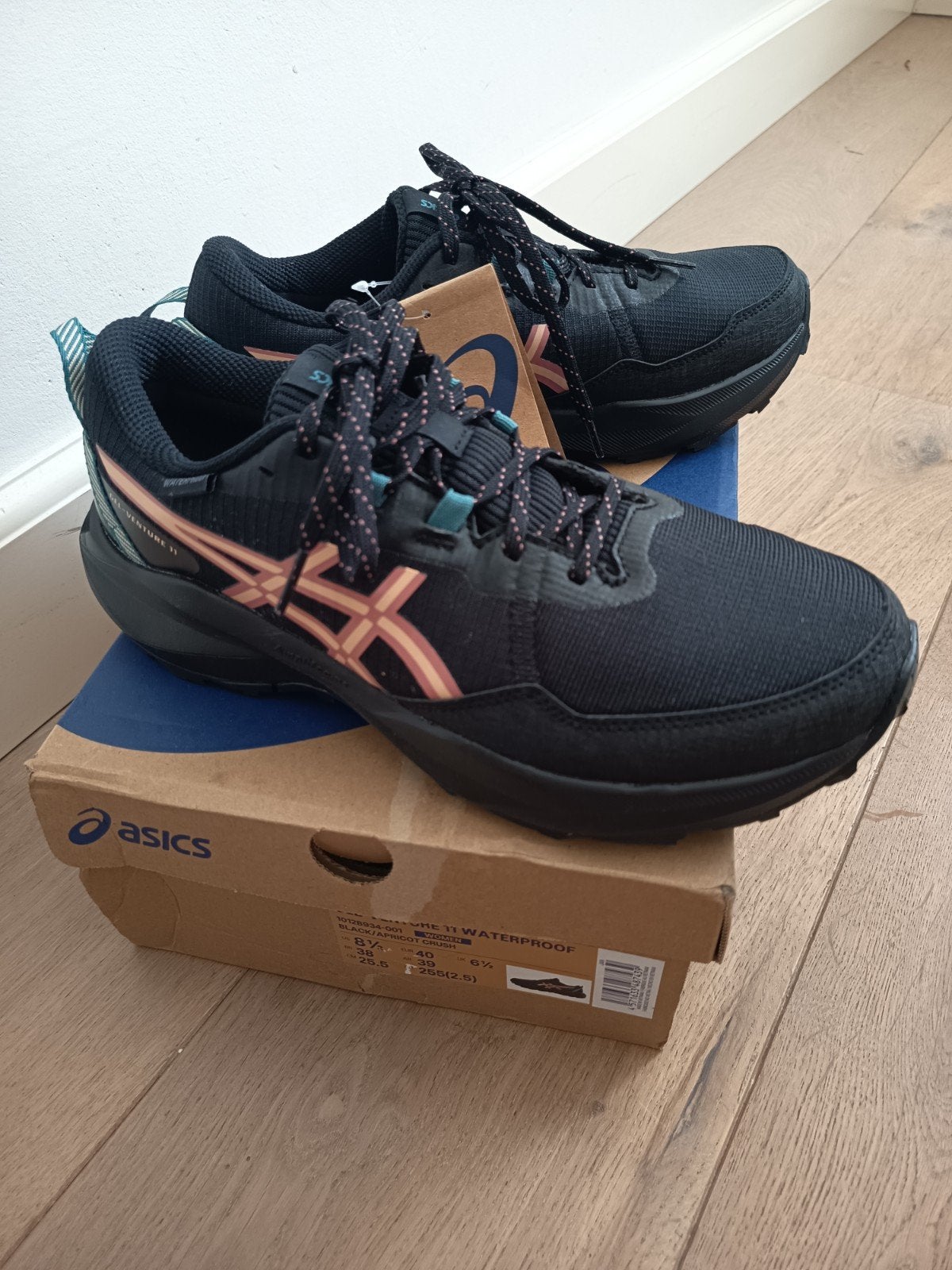 Nieuwe Asics Gel-Venture 11 Trailrunning Schoenen Maat 40, Hardloopschoenen, Nieuw, Ophalen of Verzenden, Hardlopen