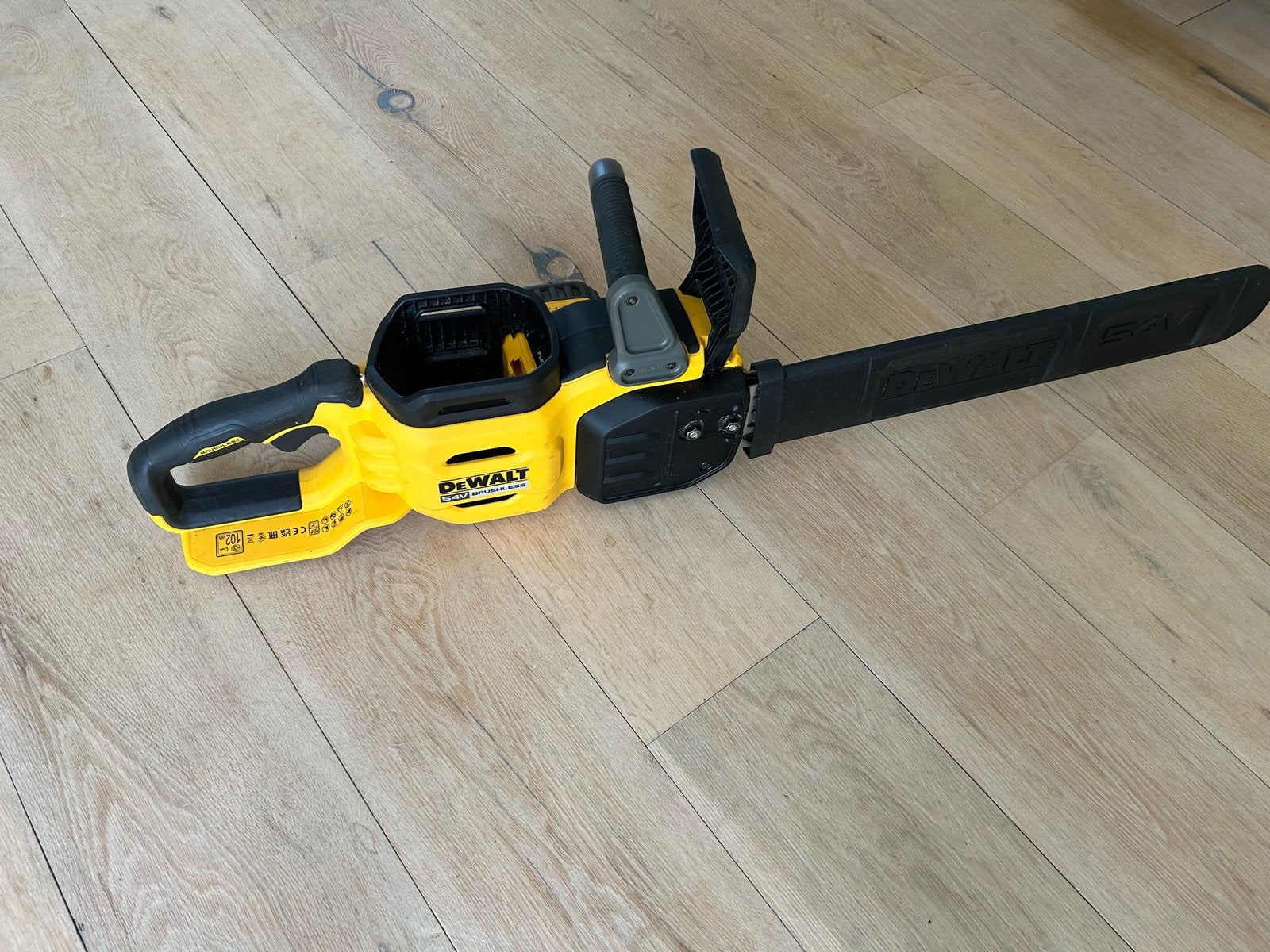 Dewalt DCMCS575 Kettingzaag in keurige staat, Doe-het-zelf en Verbouw, Gereedschap | Zaagmachines, Ophalen, 70 mm of meer, Kettingzaag
