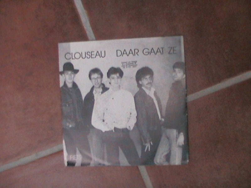 clouseau jukebox single daar gaat ze   uit 1990, Verzenden, Zo goed als nieuw, Nederlandstalig, Single